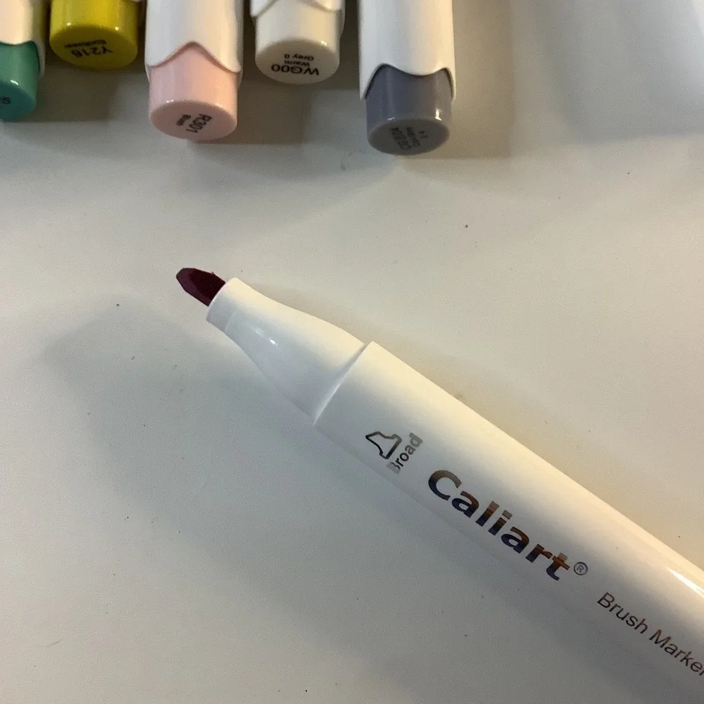 Caliart Alcohol Brush Marker Set Dual Tip 50 Colors‎ & 1 Colorless Blender